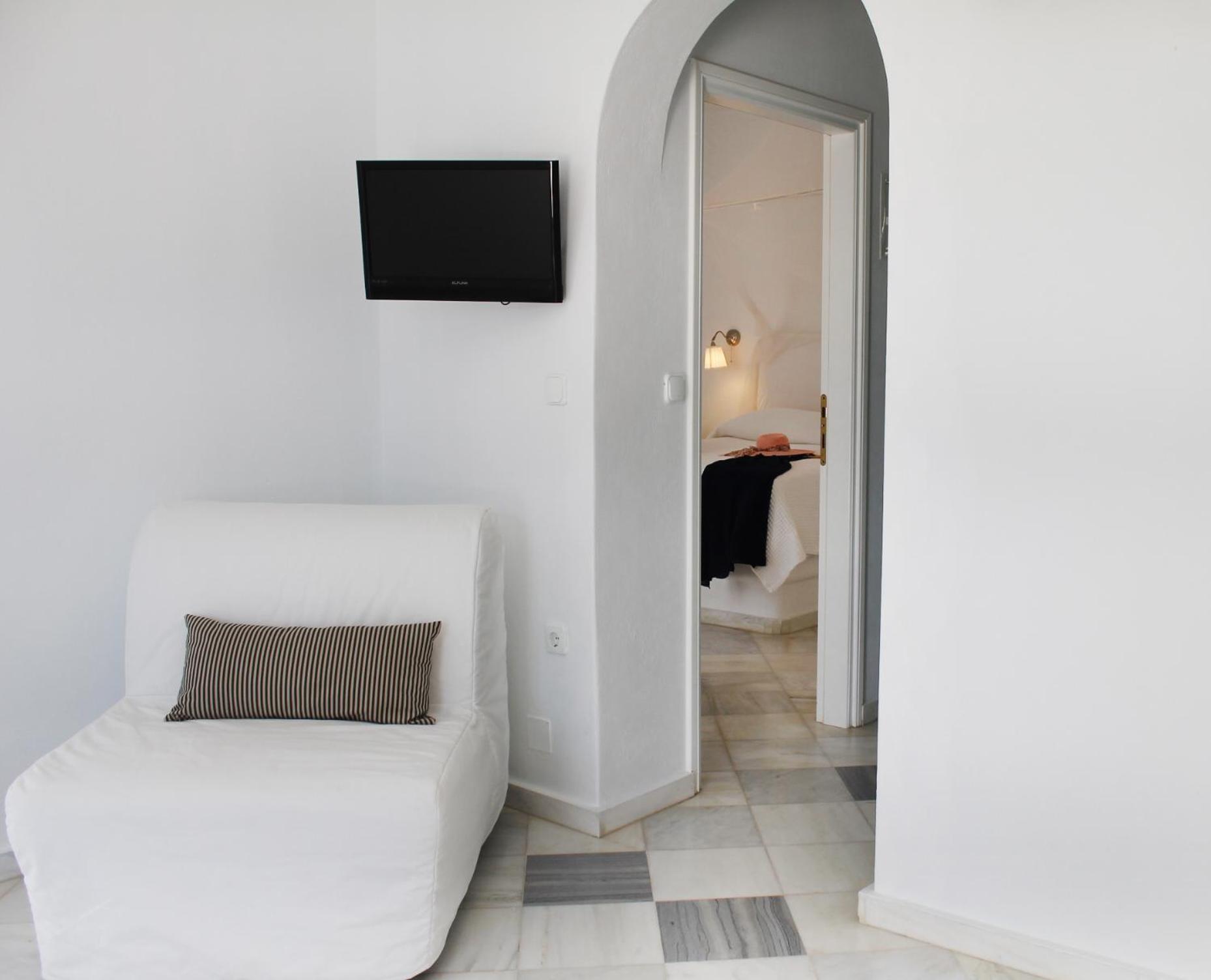 Nissiotiko Studios & Apartments Дриос Стая снимка